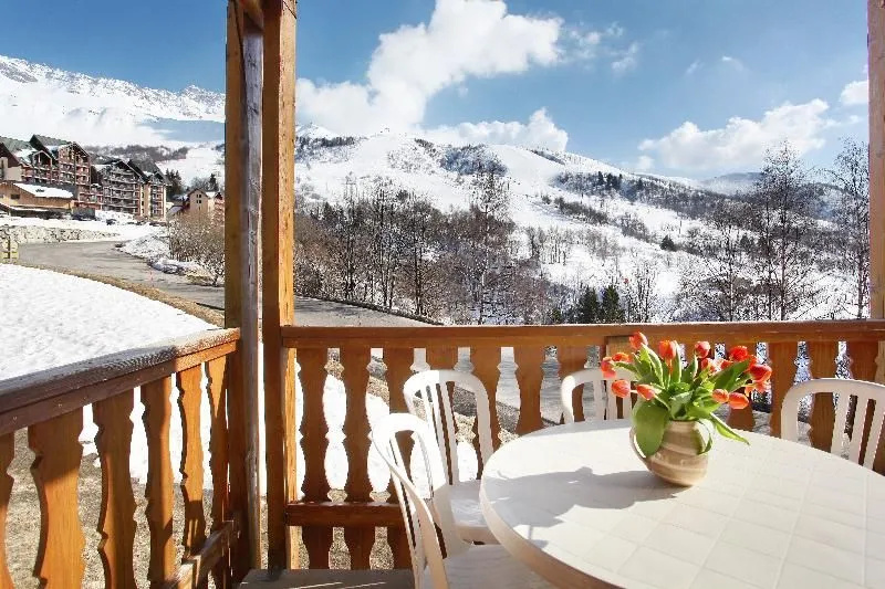 Balcony & Terrace