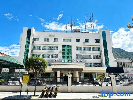 Xiangcheng Bamus Mountain Grand Hotel