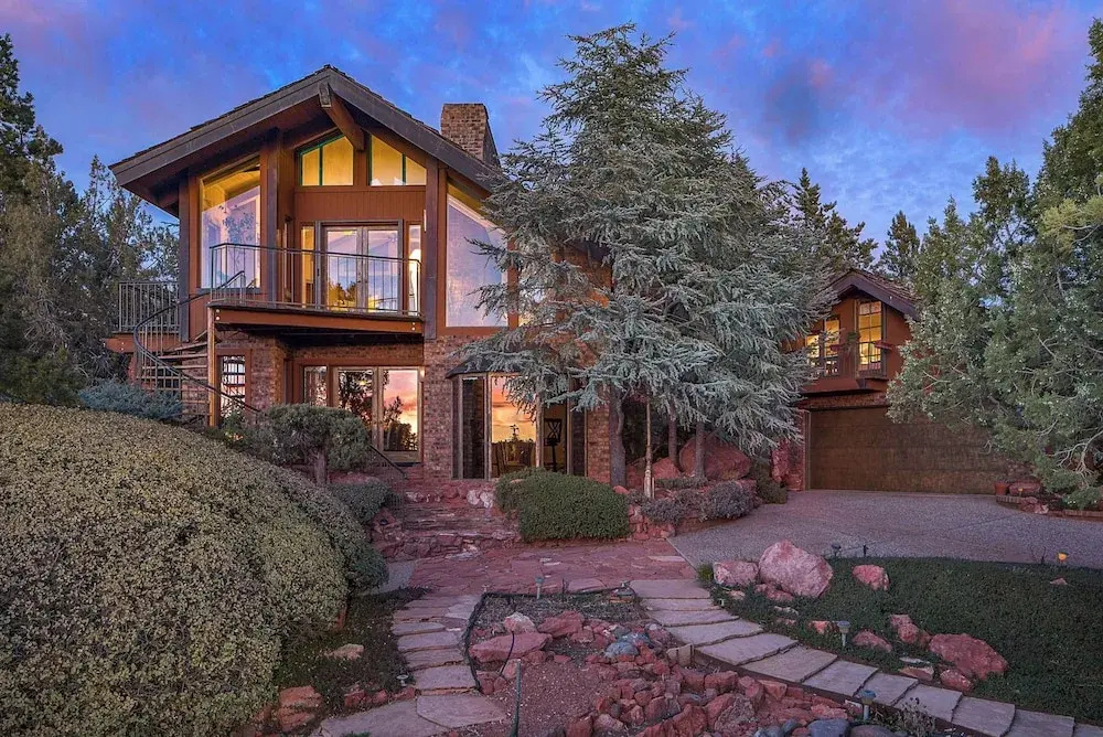 Unique Sedona Home w/ Mountain Views & Guest House