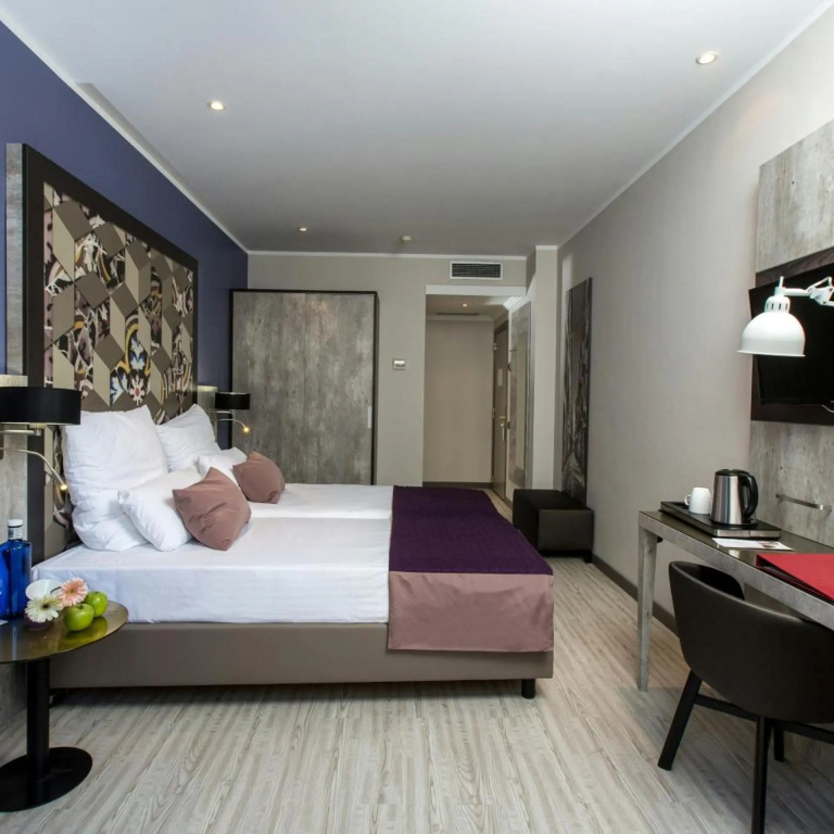 Hotel photo 12