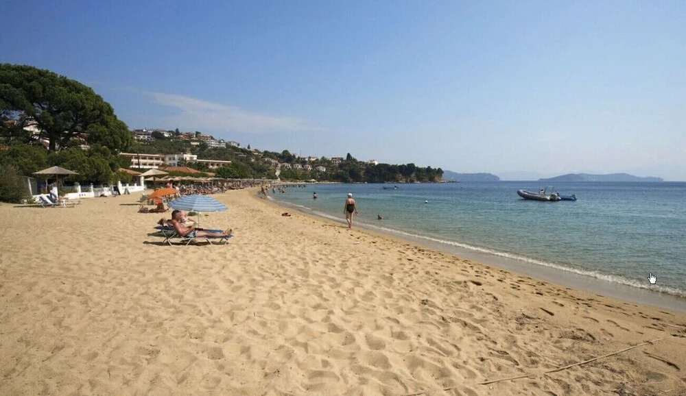Beach & Waterfront