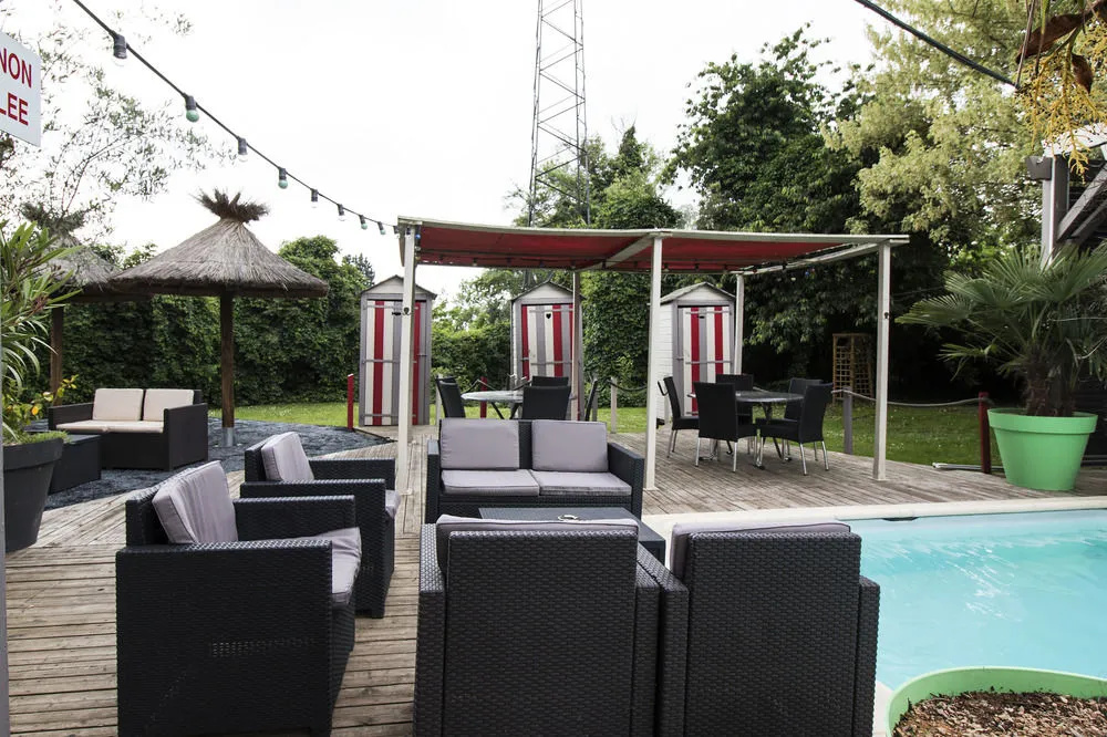 L'Ambiance Patio Hotel