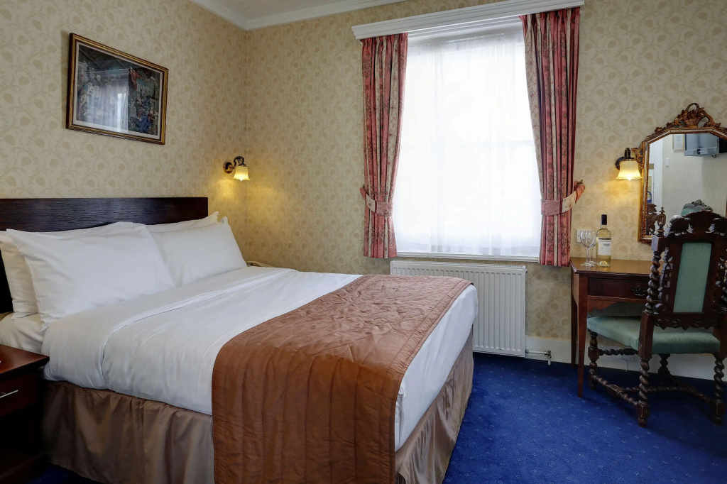 Best Western Swiss Cottage Hotel — фото