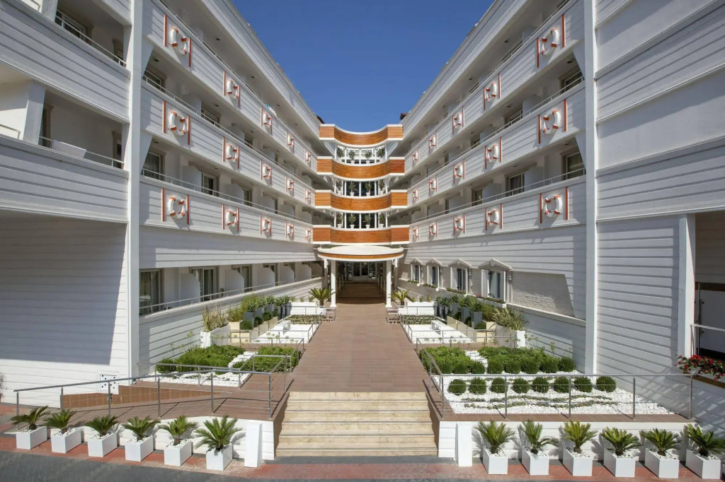 Catamaran Quality Times - All Inclusive — фото