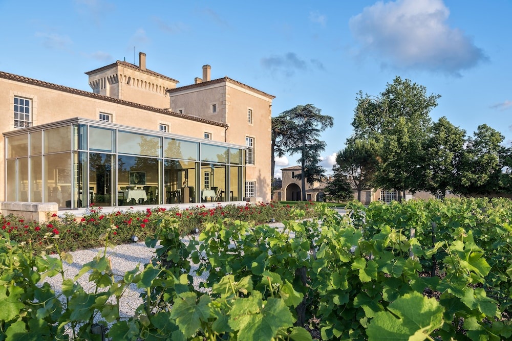 Château Lafaurie-Peyraguey Hôtel & Restaurant LALIQUE