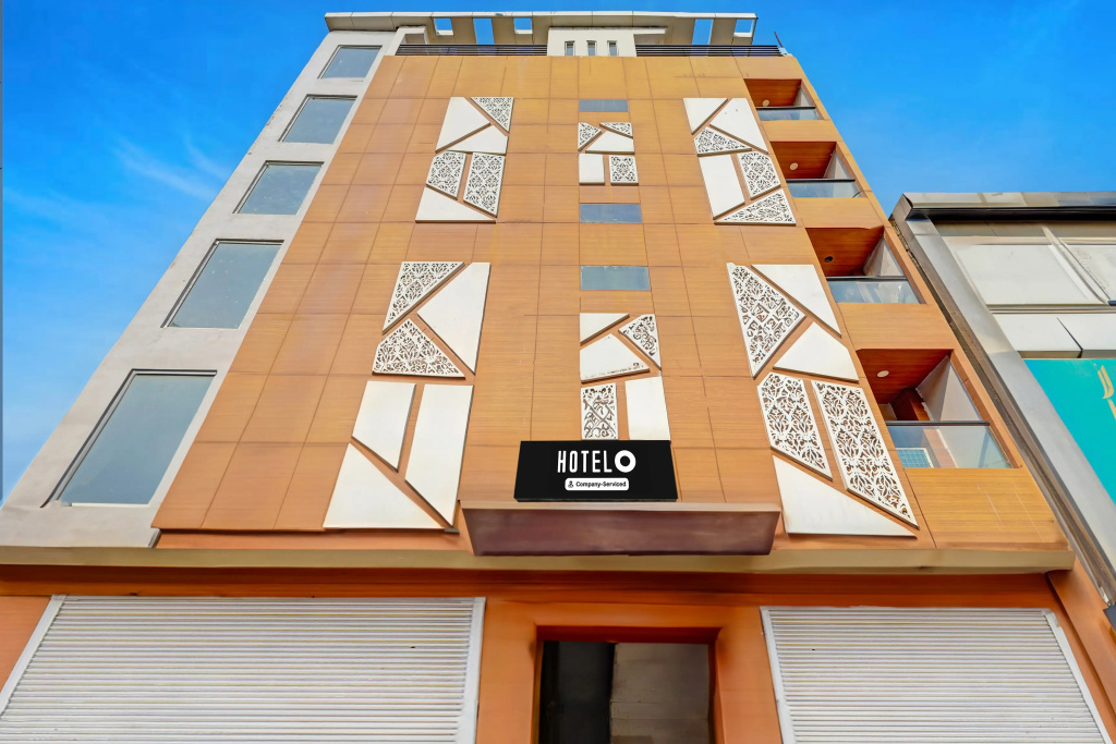 OYO 76766 Hotel dream palace