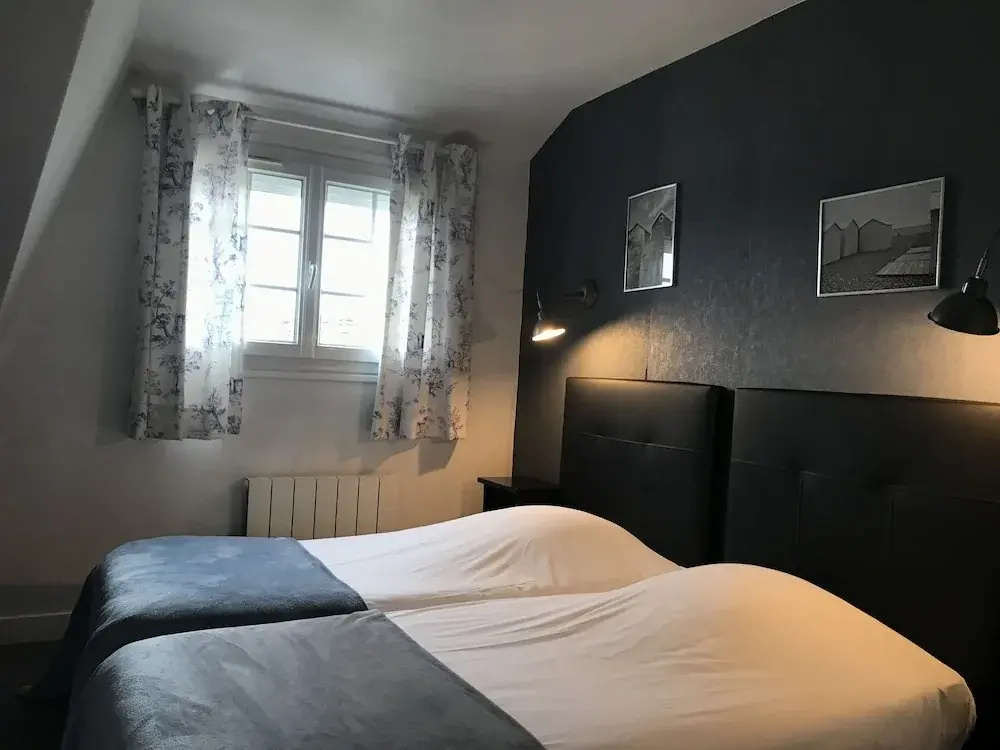 Standard Double room (twin beds)