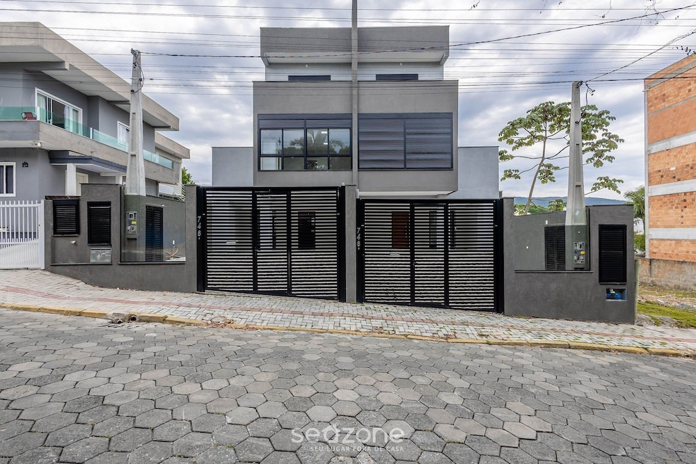 House w/ Terrace & BBQ 850m From the Beach Jsf0748