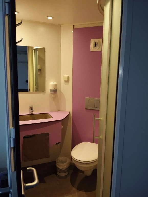 Standard Double room (twin beds)