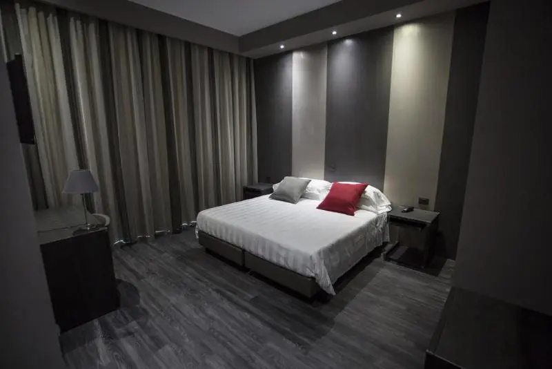 9V9 Hotel - Chambres