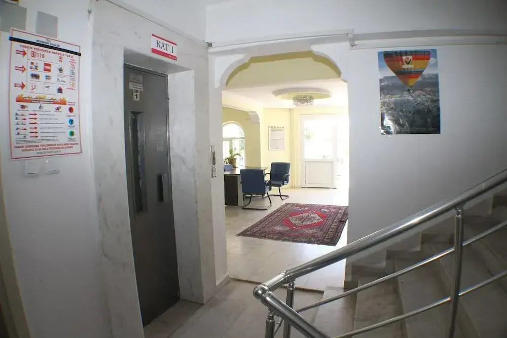 Hotel photo 12