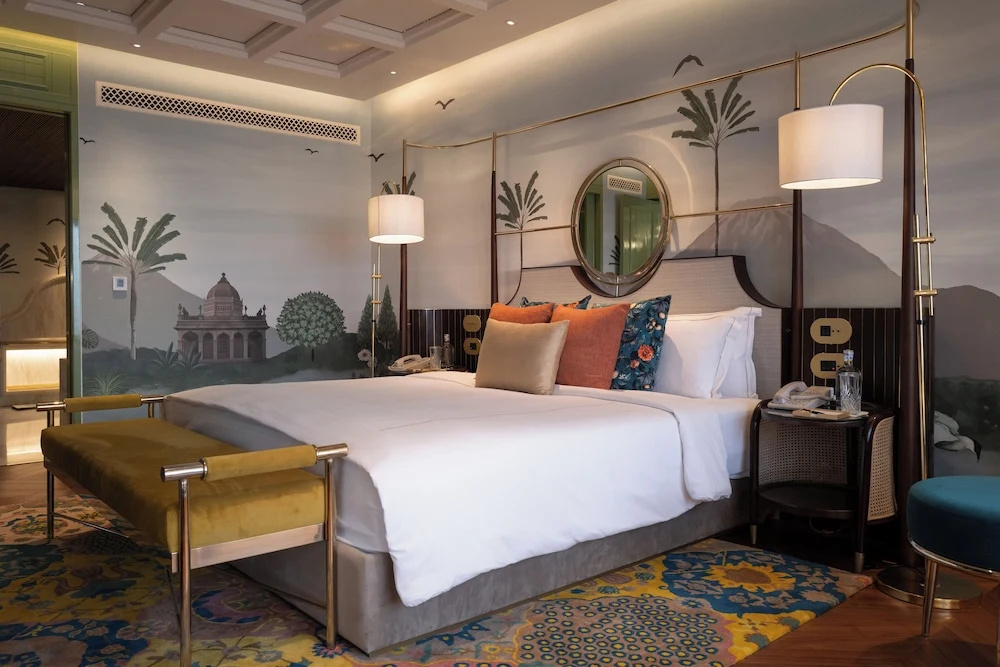 Royal Double Suite with sea view (full double bed) (king size bed)