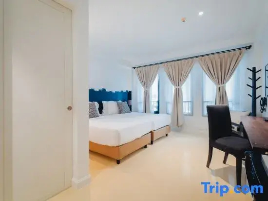 Deluxe Double room (twin beds)