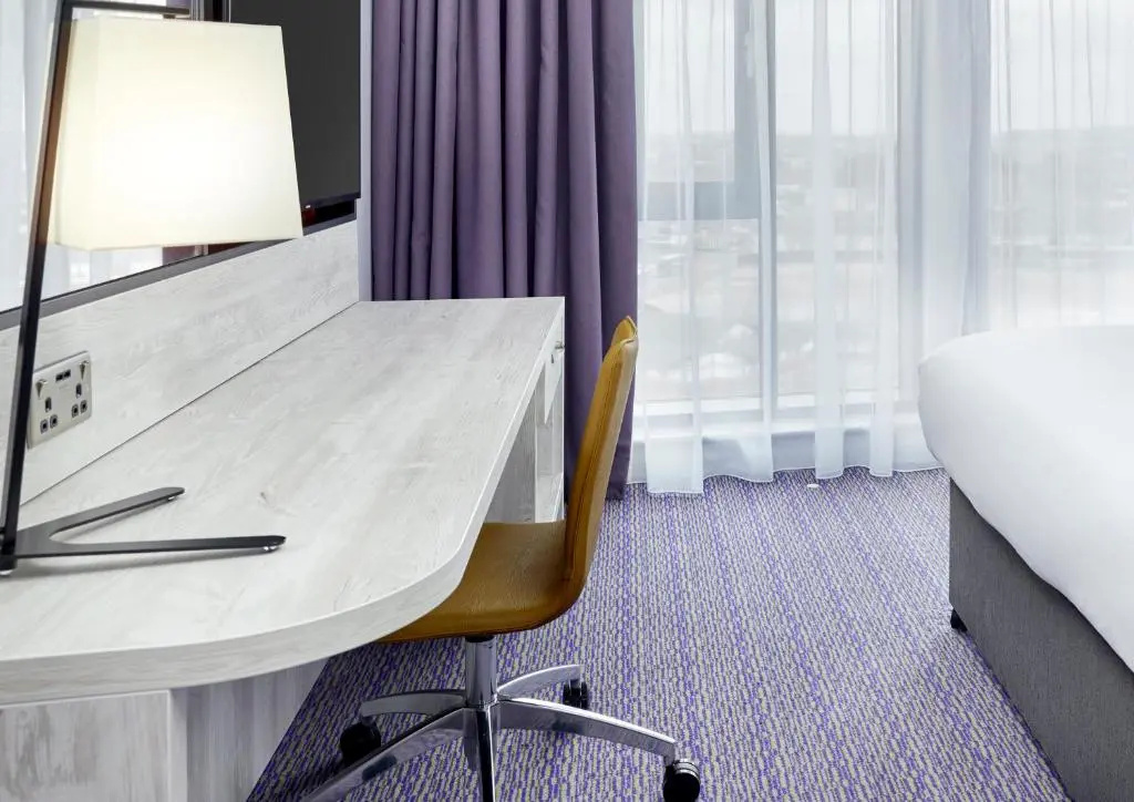 Leonardo Hotel Swindon - Chambres