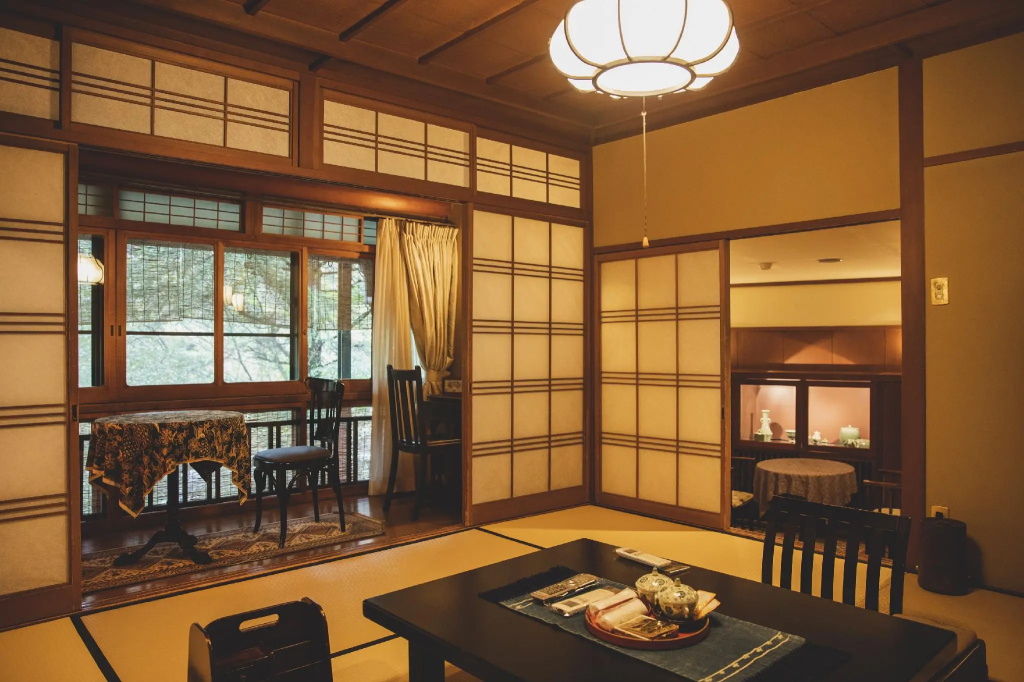 Deluxe Japanese-Style room