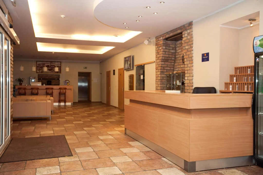 Toss Hotel - Général