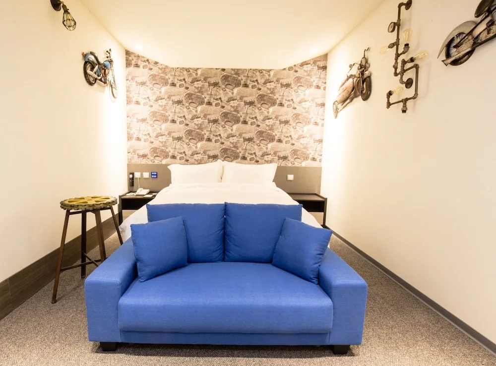 Comfort room