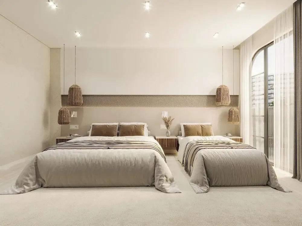 Standard Triple room with city view