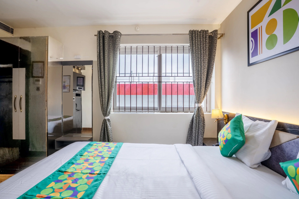 Economy room