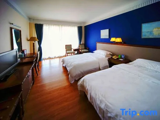 Superior Double Villa with balcony and with sea view (full double bed)