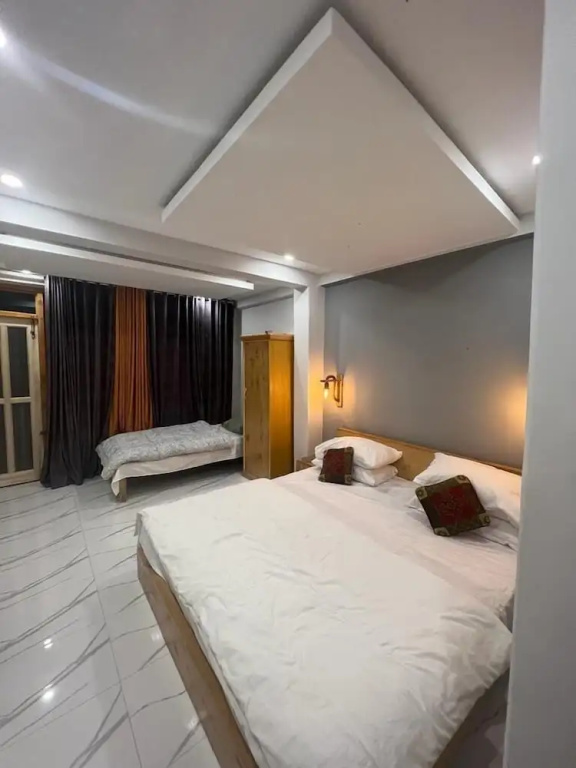 Osho Beyaak Hunza