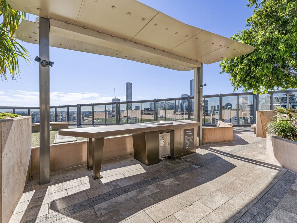 Stylish 1-bed Apartment in South Brisbane