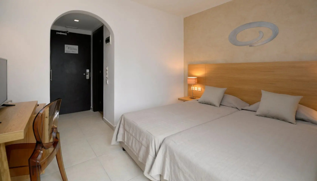 Golden Beach Hotel - Chambres