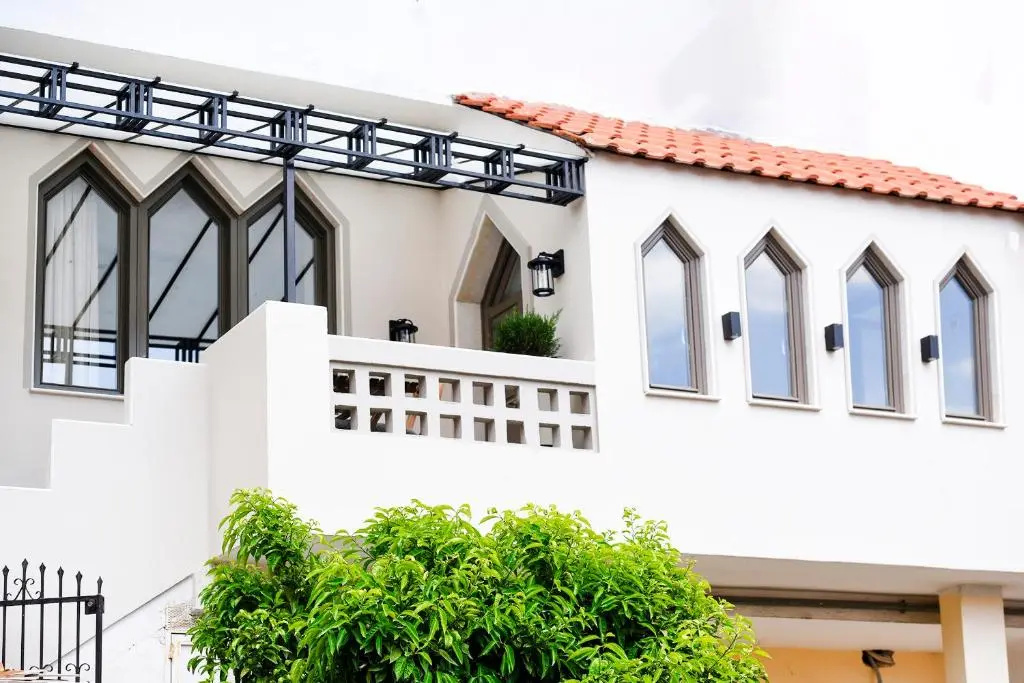Plinthos Residence