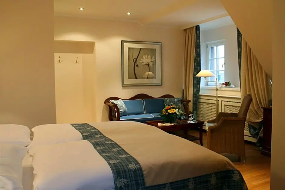 Hotel Deidesheimer Hof - Chambres