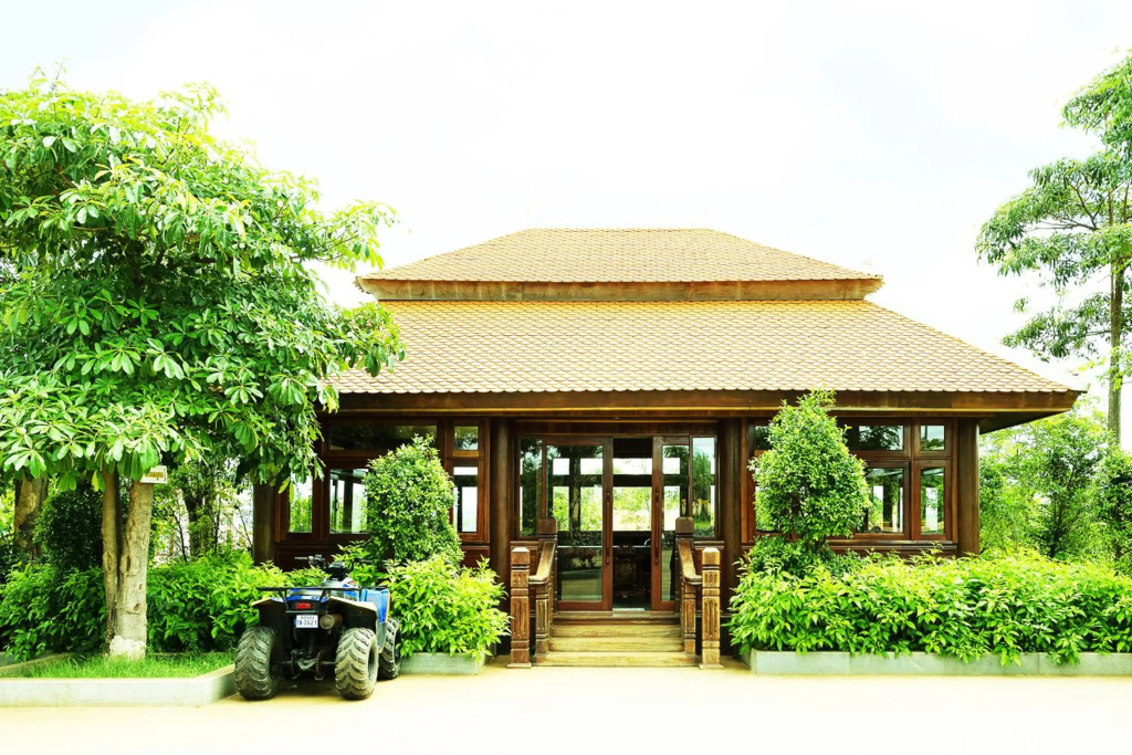 KNN Luxury Hill