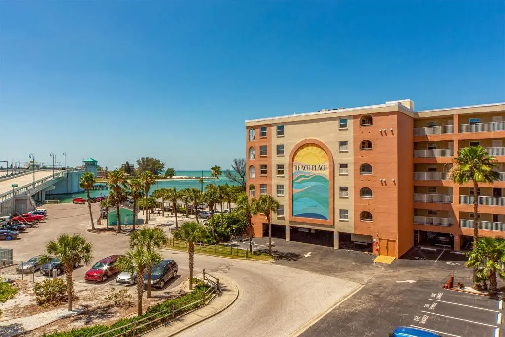 107 Beach Place Condos