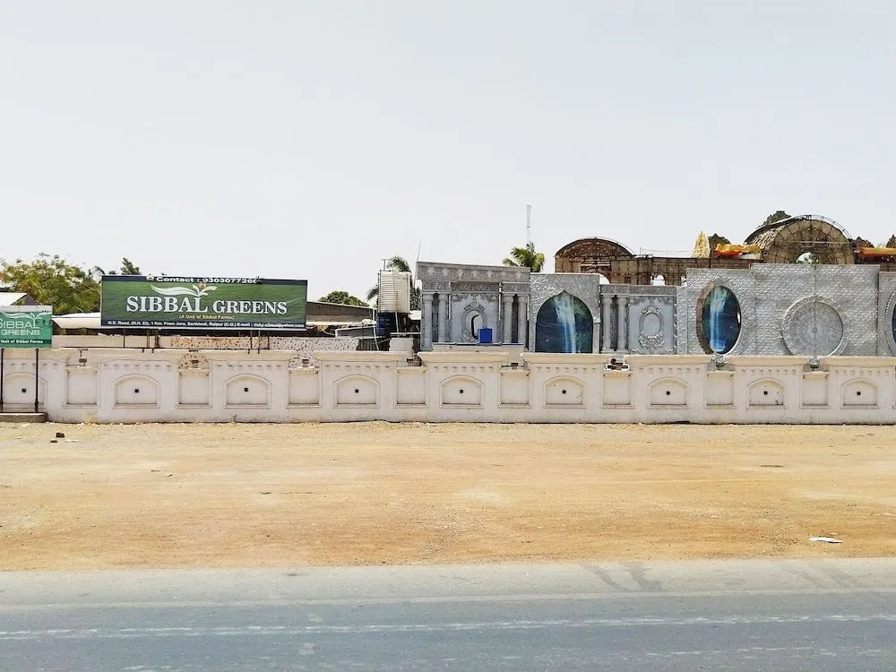 Oyo 39932 Sibbal Farms
