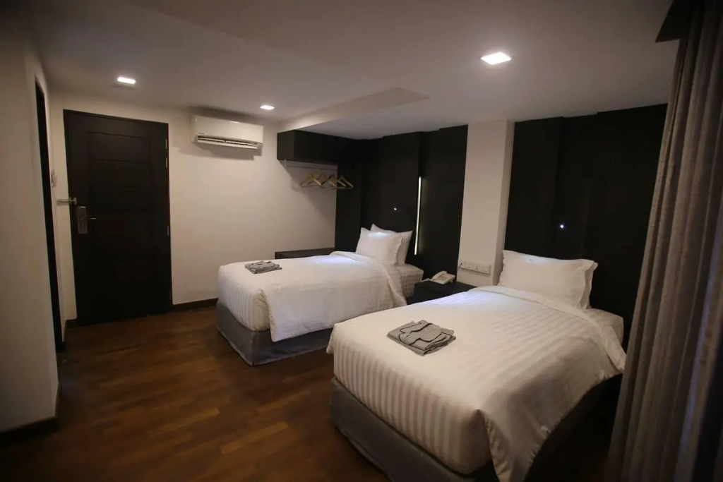 Deluxe Double room (twin beds)