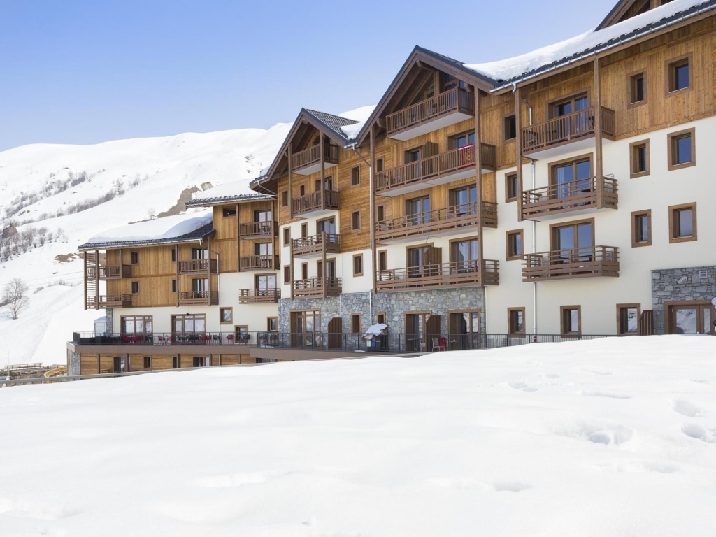 Modern Comfortable Apartment on the Slopes in Les Menuires
