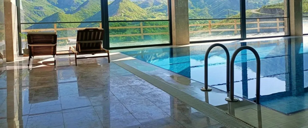 Balcony & Terrace