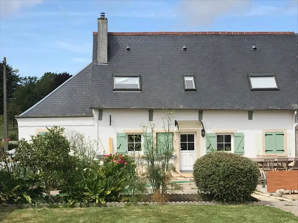 2 Bedrooms Cottage