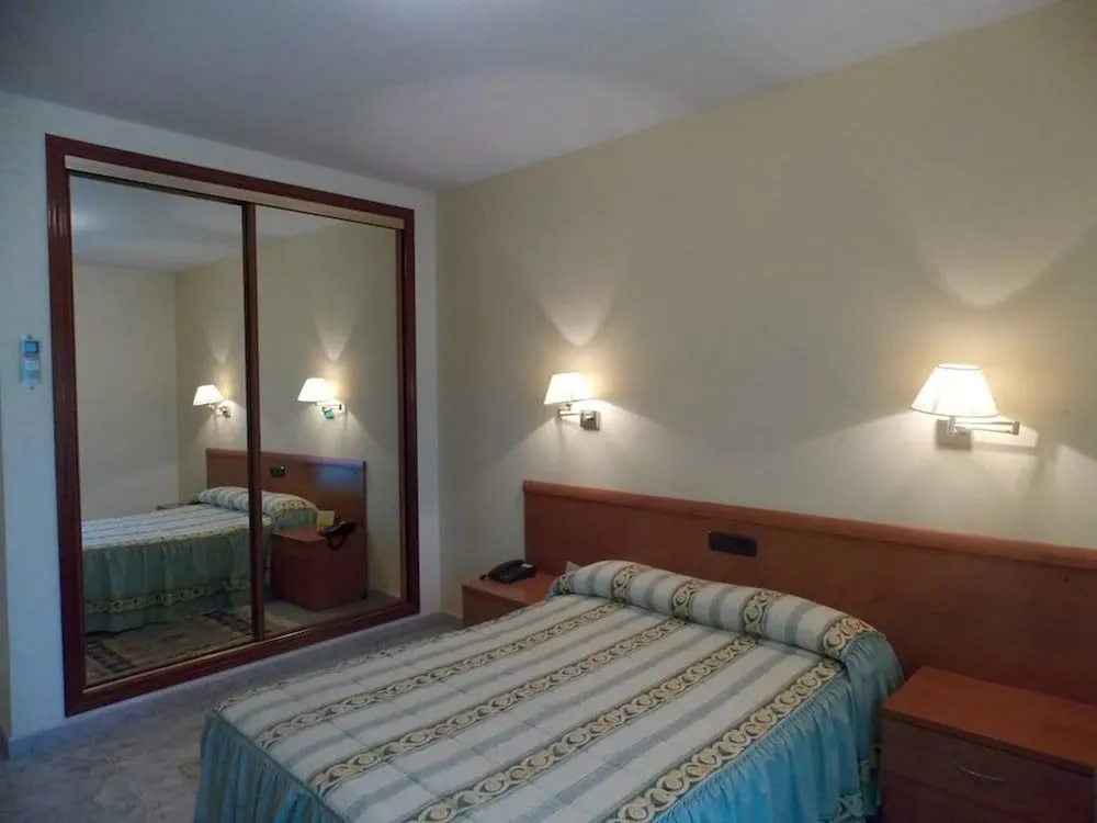 Hotel San Cristobal - Général