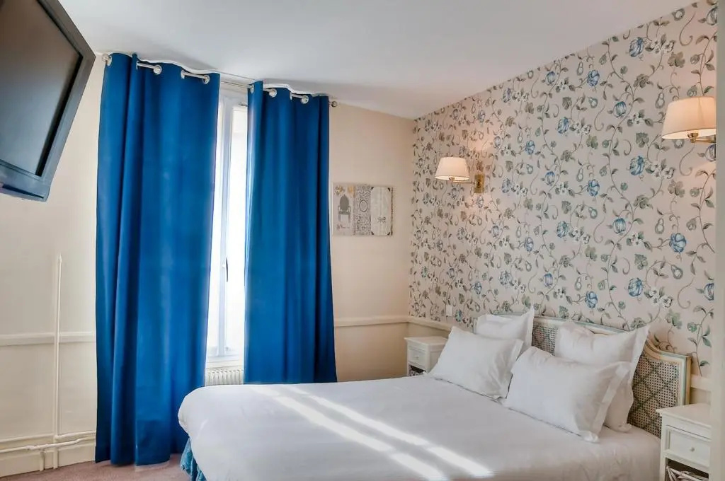 Hotel de La Motte Picquet 50
