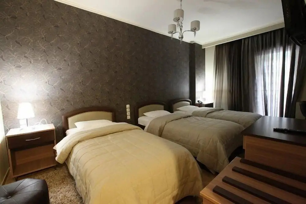 Standard Triple room with balcony