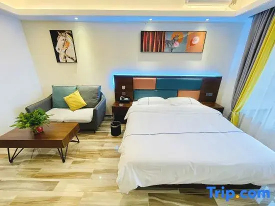 Двухместный номер Standard двуспальная кровать в Sheraton Hotel (Zhengzhou 270 Wanda Zhengshang Yujianmingzhu Branch)