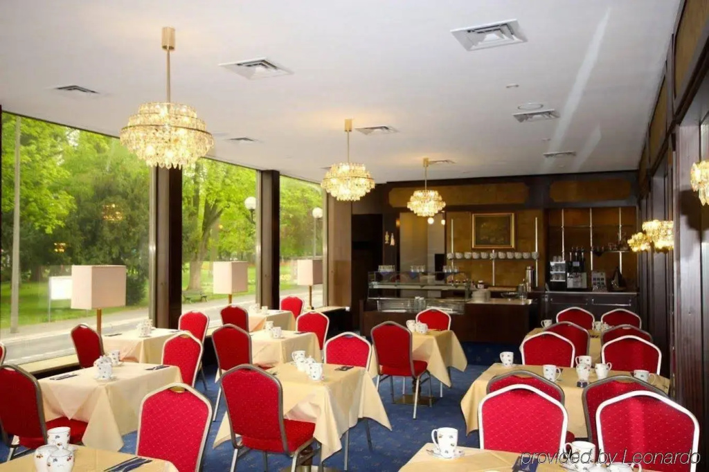 Hotel photo 8