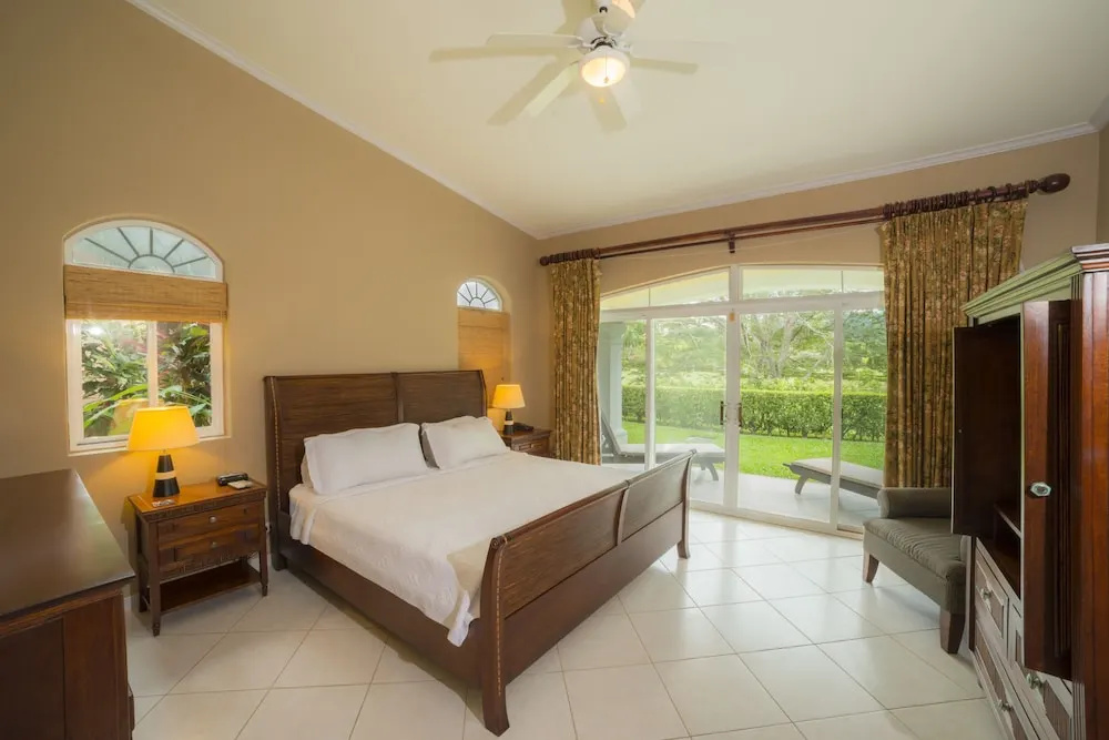 Stay In CR Los Sueños Condos - Chambres