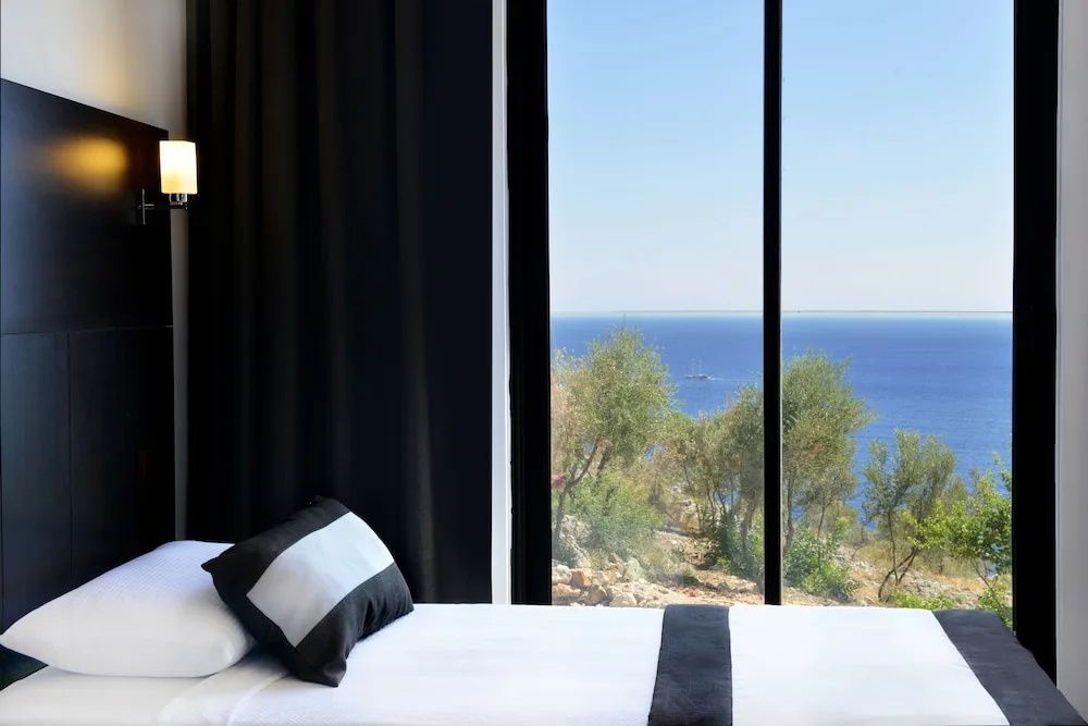 Kalamar Hotel — 4