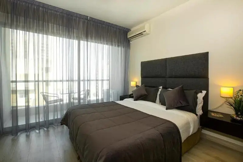 Executive Suite with balcony