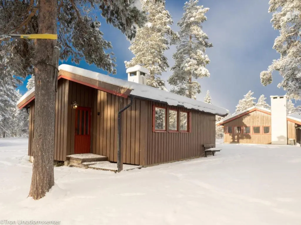 2 Bedrooms Cottage
