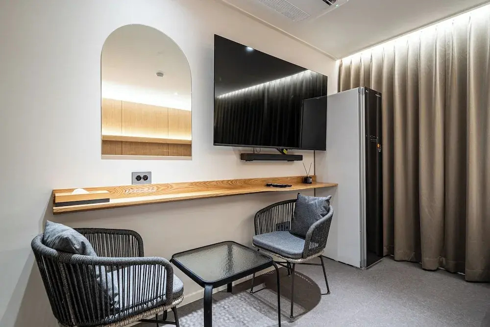 Hotel photo 12