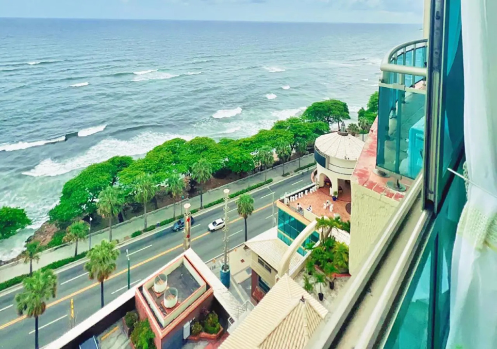 Exclusive 3 BDR, Gym & Pool, SeaView, Luxury Tower