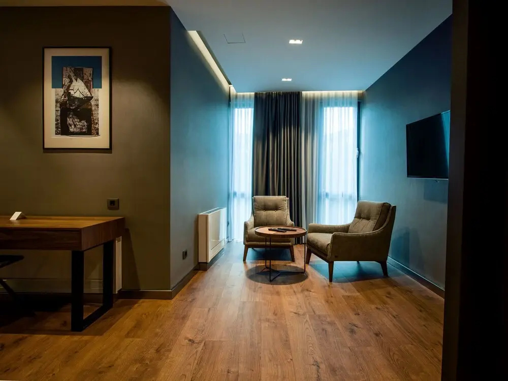Lobby & Reception