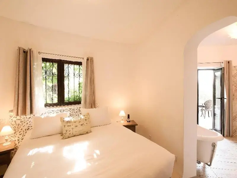 Standard Double room with sea view (full double bed)
