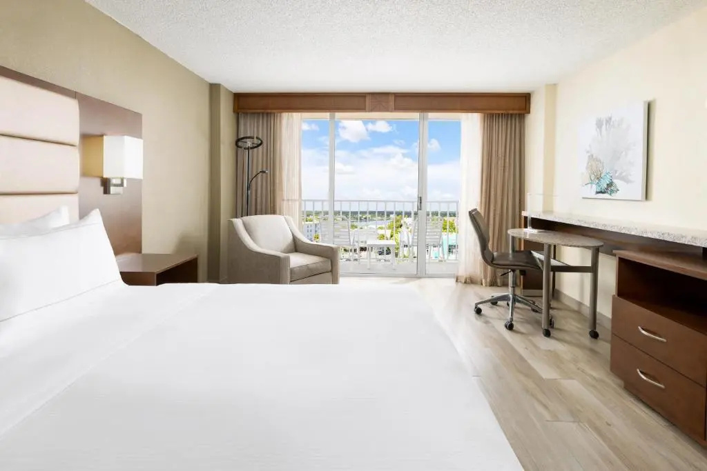 DoubleTree Beach Resort by Hilton Tampa Bay - North Redingto - Chambres